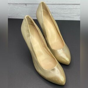 Calvin Klein Womens Elita Gold Metallic Pointed Toe Pump Heels Size 9M